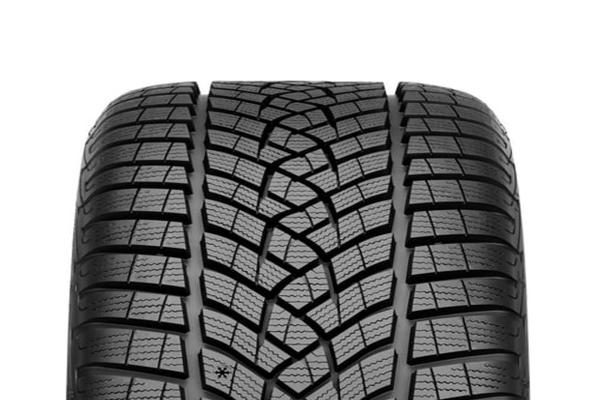 245/45 R19 102V XL GOODYEAR UG-PE+ M&S