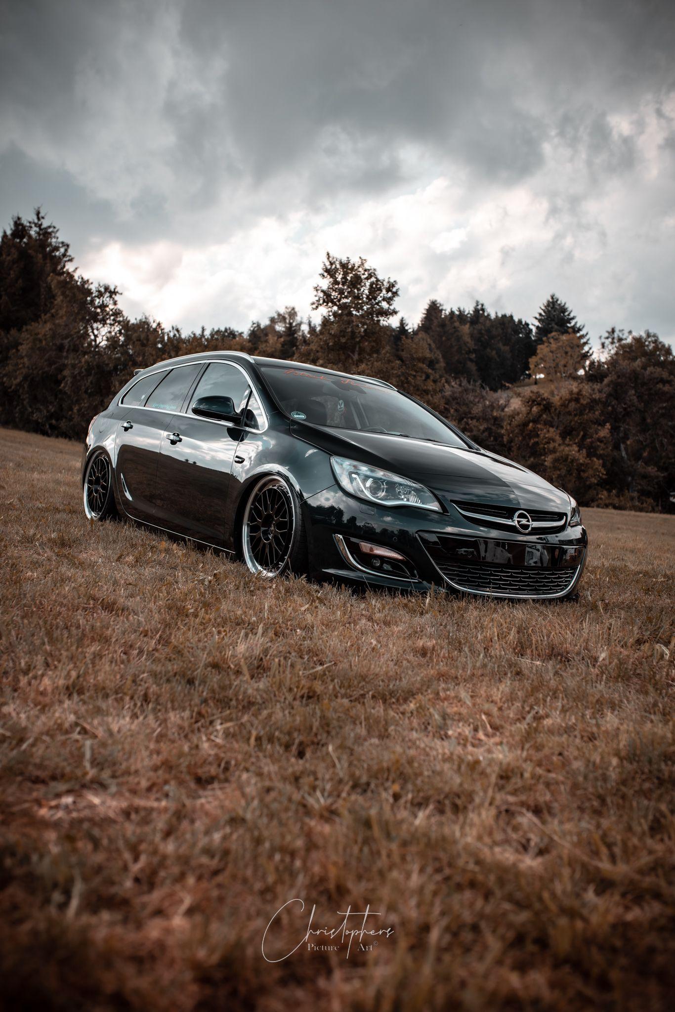 Opel Astra J P-J, P-J/SW, -/V - LK 5x115 - Räder LV1 Schwarz glänzend poliert
